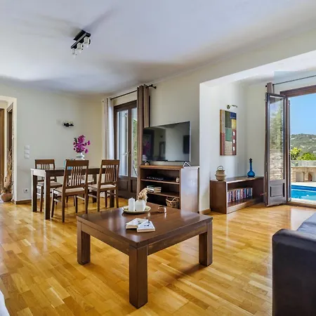 Alexandra Pool Villa - Comfort & Views Near Town Villa Skopelos