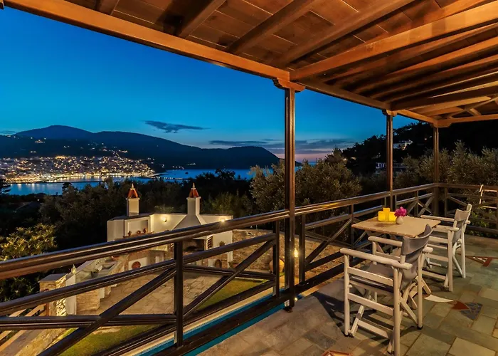 Alexandra Pool - Comfort & Views Near Town Skopelos Town